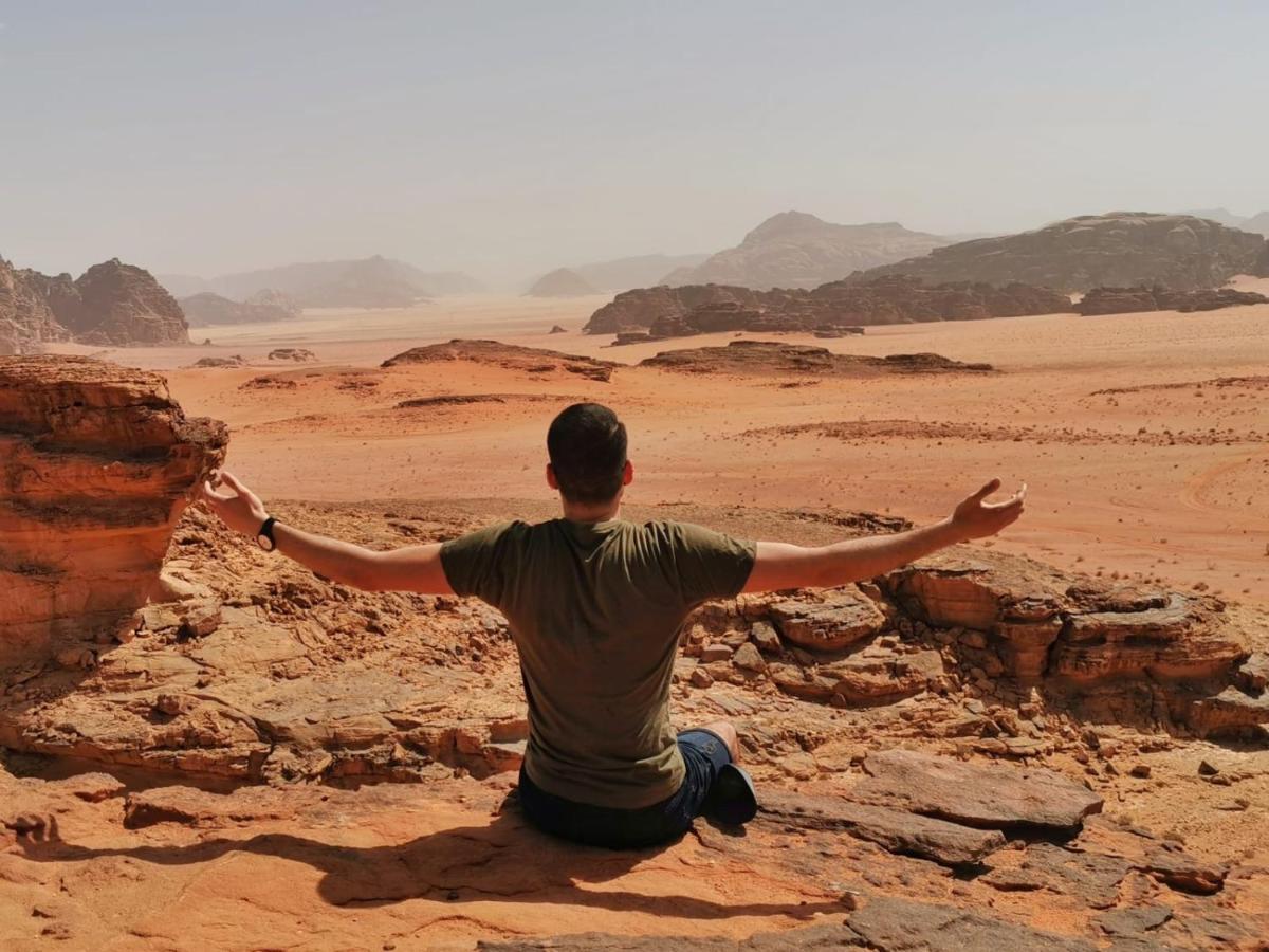 Wadi Rum-Bedouin Tents And Jeep Tours Exteriör bild