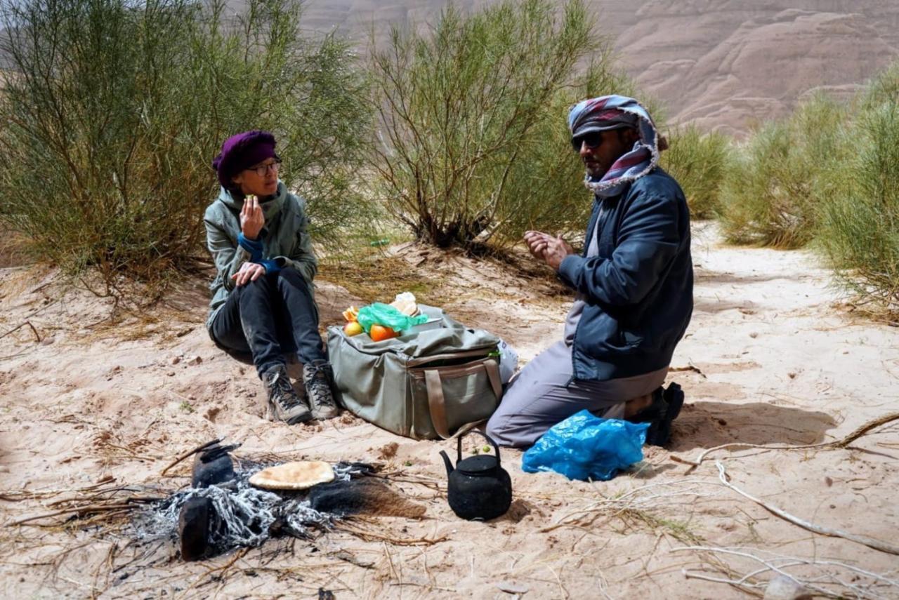 Wadi Rum-Bedouin Tents And Jeep Tours Exteriör bild